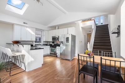 2 BR for rent — 3511 N Seminary Ave #2, Chicago 7