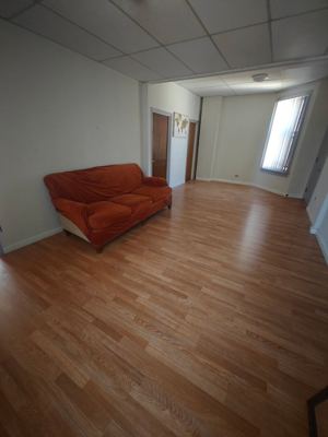 2 BR for rent — 3109 S Morgan St #2F, Chicago 1