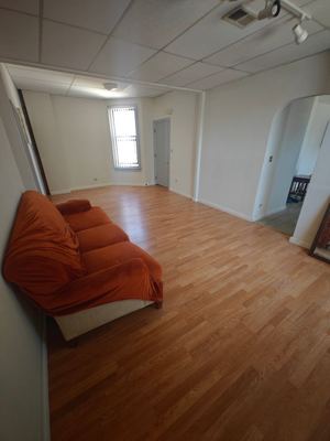 2 BR for rent — 3109 S Morgan St #2F, Chicago 2
