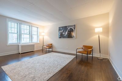 1 BR for rent — 1310 E Hyde Park Blvd, Chicago 4