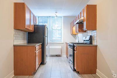 1 BR for rent — 1310 E Hyde Park Blvd, Chicago 5