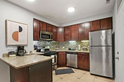 1 BR for rent — 4501-03 N Milwaukee Ave, Chicago 4
