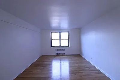 1 BR for rent — 3415 Parsons Blvd APT 2KK, Flushing 3