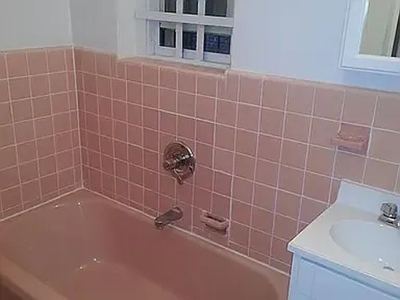 Studio for rent — 4816 46th St APT A1, Woodside 4