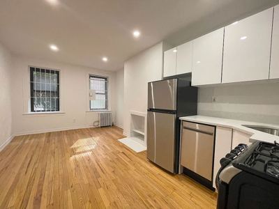 Studio for rent — 60 W 8th St APT 1E, New York 3