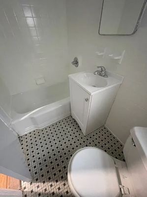 Studio for rent — 60 W 8th St APT 1E, New York 6