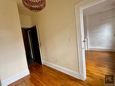 4 BR for rent — 1225 Fulton St APT 3, Brooklyn 5