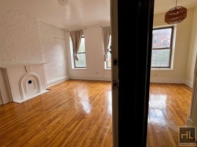 4 BR for rent — 1225 Fulton St APT 3, Brooklyn 4