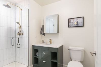 Studio for rent — 108 W Chicago Ave, Chicago 5