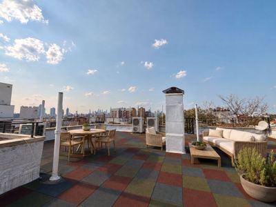 2 BR for rent — 595 Metropolitan Ave, Brooklyn 8