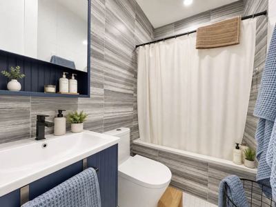 2 BR for rent — 177 Bayard St #4F, Brooklyn 6