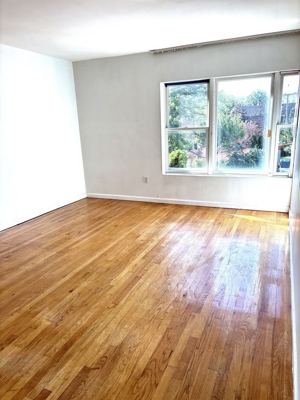 2 BR for rent — 114-67 Taipei Ct Floor 2, College Pt 2