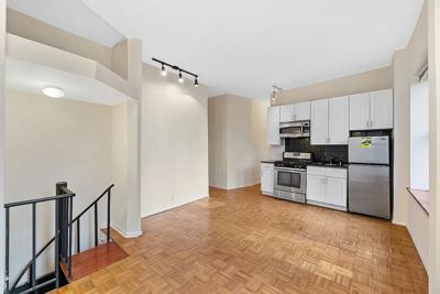 1 BR for rent — 619 E 5th St, New York 4