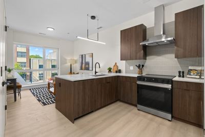 Studio for rent — 919 W Belmont Ave, Chicago 6