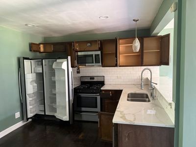 2 BR for rent — 7851 S South Shore Dr, Chicago 1