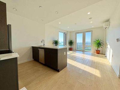 Studio for rent — 736 Saint Johns Pl, Brooklyn 1
