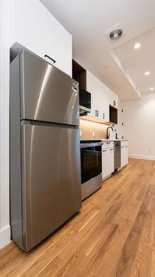 2 BR for rent — 418 Lorimer St #1E, Brooklyn 8