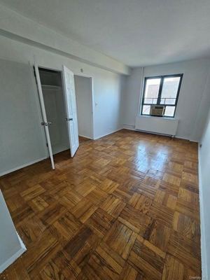 1 BR for rent — 1507 Metropolitan Ave, Bronx 6