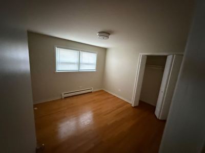 2 BR for rent — 2552 W Rascher Ave #1, Chicago 2