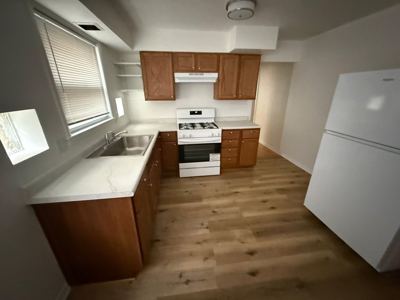 2 BR for rent — 2552 W Rascher Ave #1, Chicago 5