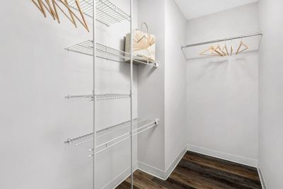 Studio for rent — 8 W Chestnut St, Chicago 5