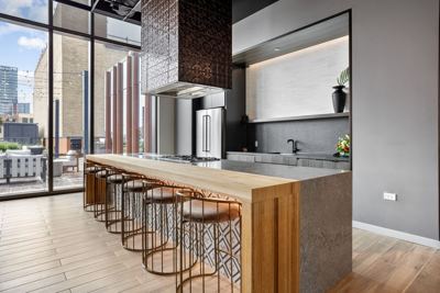 Studio for rent — 166 N Aberdeen St, Chicago 5