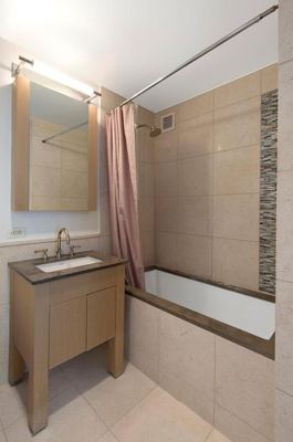 1 BR for rent — 350 W 42nd St, New York 4