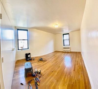 1 BR for rent — 1545 Rhinelander Ave #3, Bronx 5