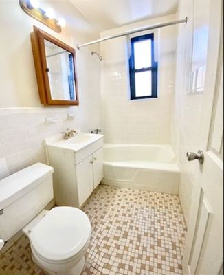 1 BR for rent — 1545 Rhinelander Ave #3, Bronx 6