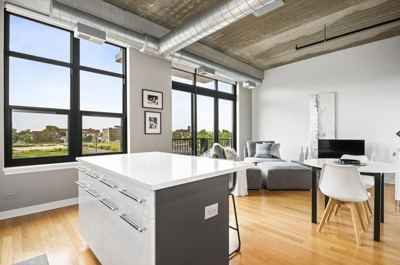 1 BR for rent — 833 W 15th Pl, Chicago 3