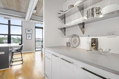 1 BR for rent — 833 W 15th Pl, Chicago 5