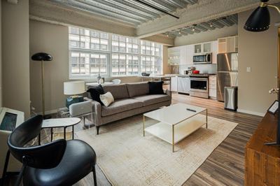 Studio for rent — 63 E Lake St, Chicago 5