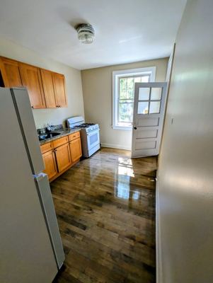 2 BR for rent — 6703 N Greenview Ave, Chicago 6
