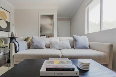 Studio for rent — 126 W Alpine Rd, Austin 3