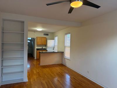 2 BR for rent — 2612 W Huron St, Chicago 4