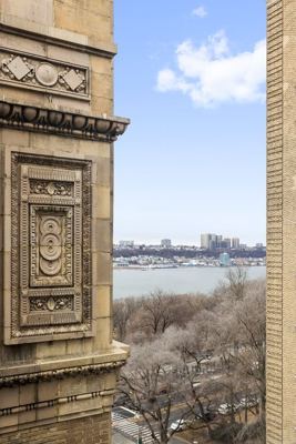 2 BR for rent — 380 Riverside Dr, New York 8