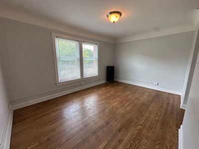 1 BR for rent — 7027-7033 N Glenwood Ave, Chicago 1