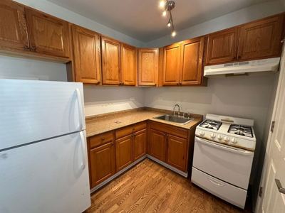1 BR for rent — 7027-7033 N Glenwood Ave, Chicago 3