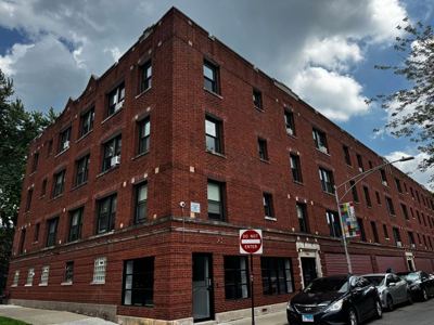 1 BR for rent — 7027-7033 N Glenwood Ave, Chicago 5