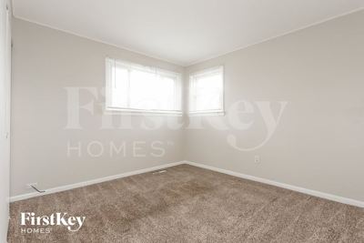 3 BR for rent — 4600 W 79th Pl, Chicago 7