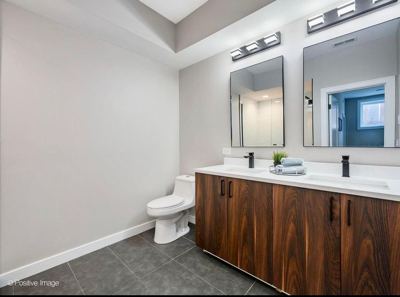 3 BR for rent — 1453 W Grand Ave #1S, Chicago 6