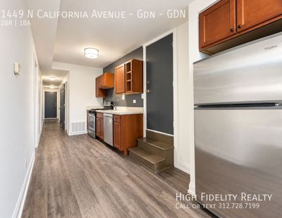 2 BR for rent — 1449 N California Ave, Chicago 3