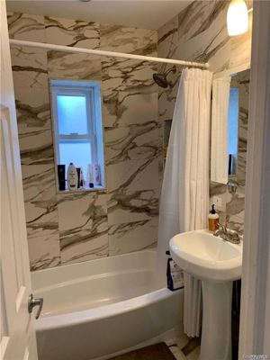 1 BR for rent — 1272 72nd St APT 2R, Brooklyn 5
