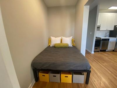 Studio for rent — 3248-50 N Pulaski Rd, Chicago 7