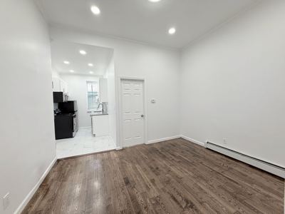 2 BR for rent — 496 Grand St #2B, Brooklyn 2