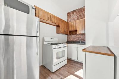 1 BR for rent — 215 8th Ave #11, Brooklyn 5