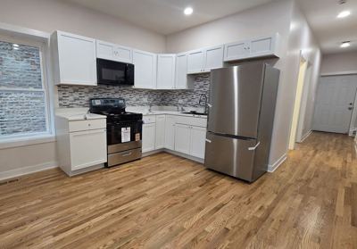 3 BR for rent — 3516 W Polk St #2, Chicago 3
