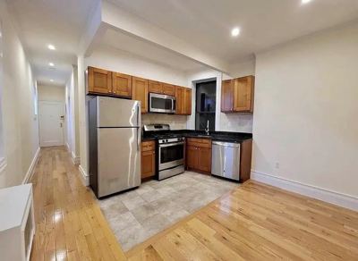 1 BR for rent — 131 Thompson St, New York 1