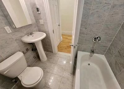 1 BR for rent — 131 Thompson St, New York 8