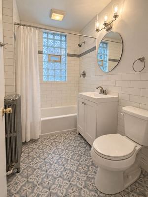 2 BR for rent — 1615 W Belle Plaine Ave #2, Chicago 5